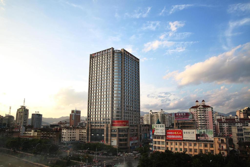 华美达龙岩龙州酒店