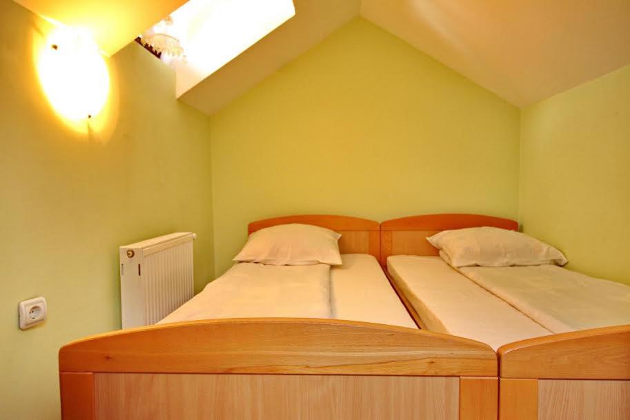 Apartments Popovic客房内的一张或多张床位