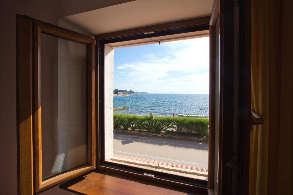 波雷奇Sea Breeze的海景窗户