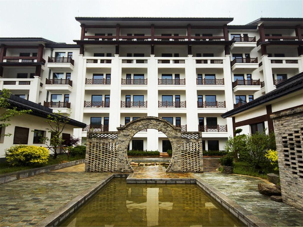 大连东泉假日酒店