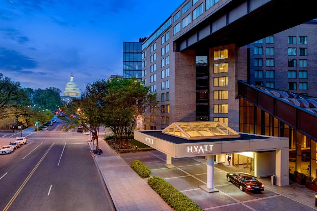 华盛顿华盛顿国会山凯悦酒店的城市风筝建筑的景色