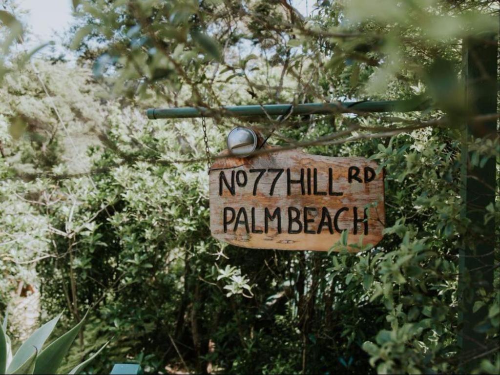 棕榈滩棕榈滩木屋的不读山坡巴拉湾海滩的标志