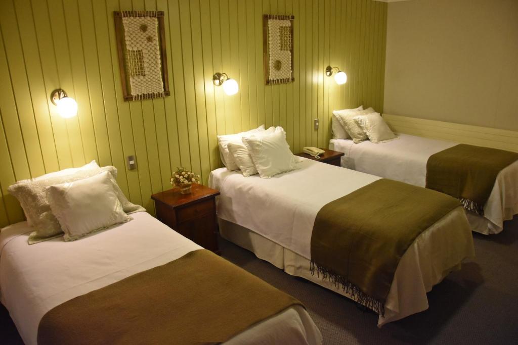 佛罗伦萨迪克西夫人酒店客房内的一张或多张床位