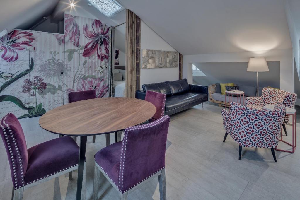 smartroom The Residence la Cittadella Baden的厨房或小厨房