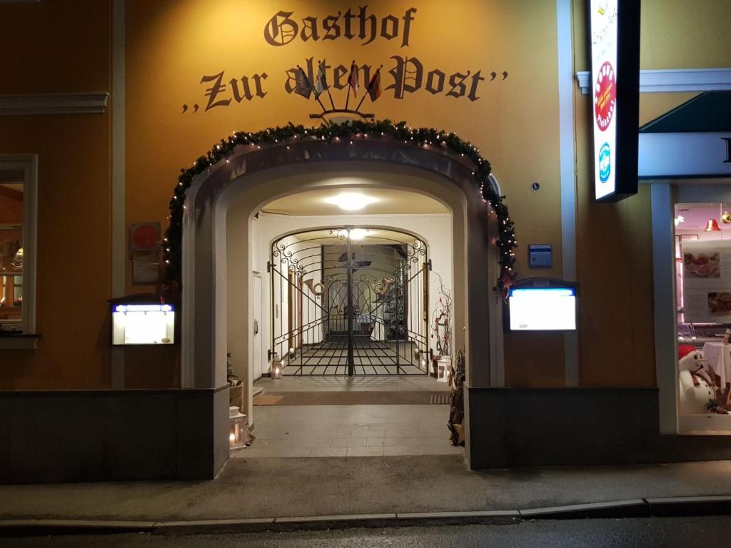 弗雷舍雷酒店 - 祖拉尔腾邮局的门面或入口