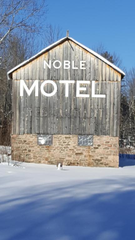 冬天的Noble Motel