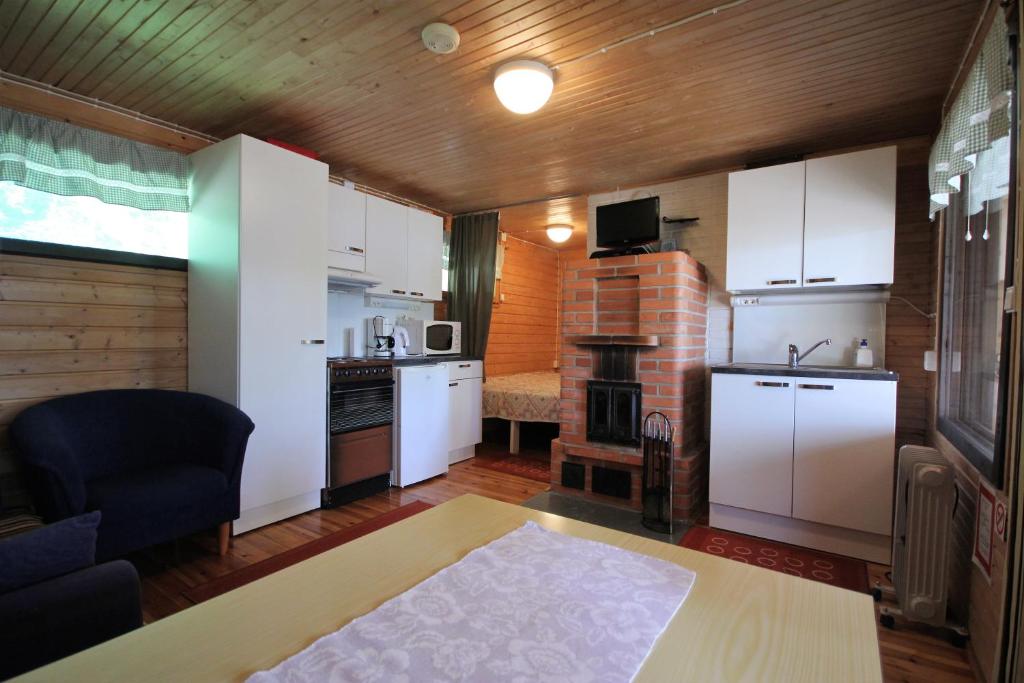 哈提图维特山林小屋的厨房或小厨房
