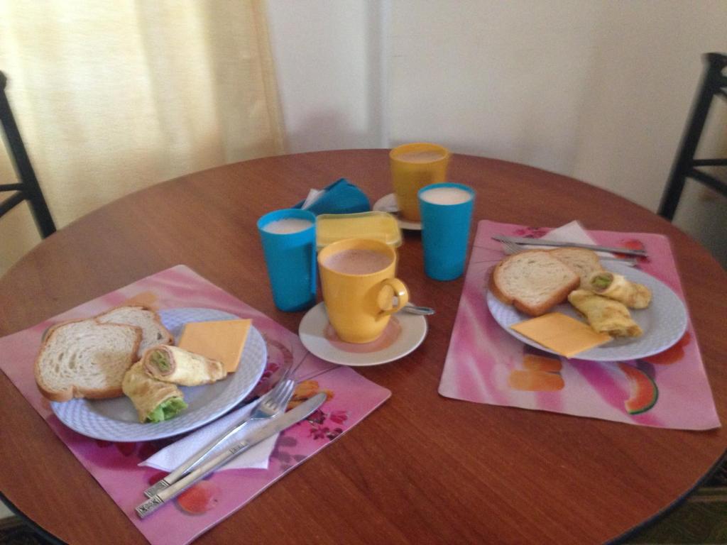 纳塔利民宿提供给客人的早餐选择