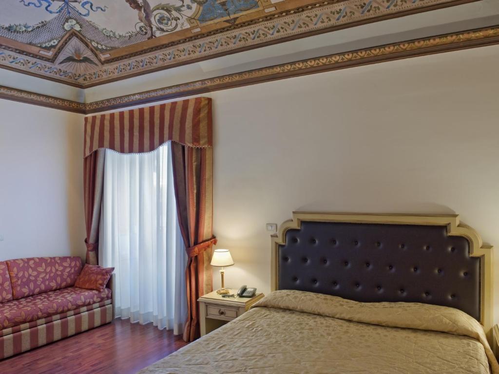 卡塔尼亚Hotel Manganelli Palace的相册照片