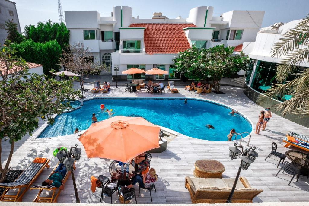 阿尔卡利迪雅度假酒店内部或周边泳池景观