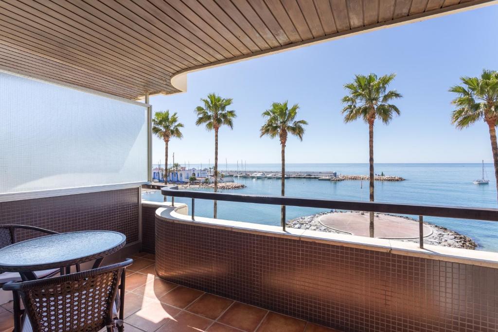 马贝拉Beachfront Apartment Marbella的相册照片