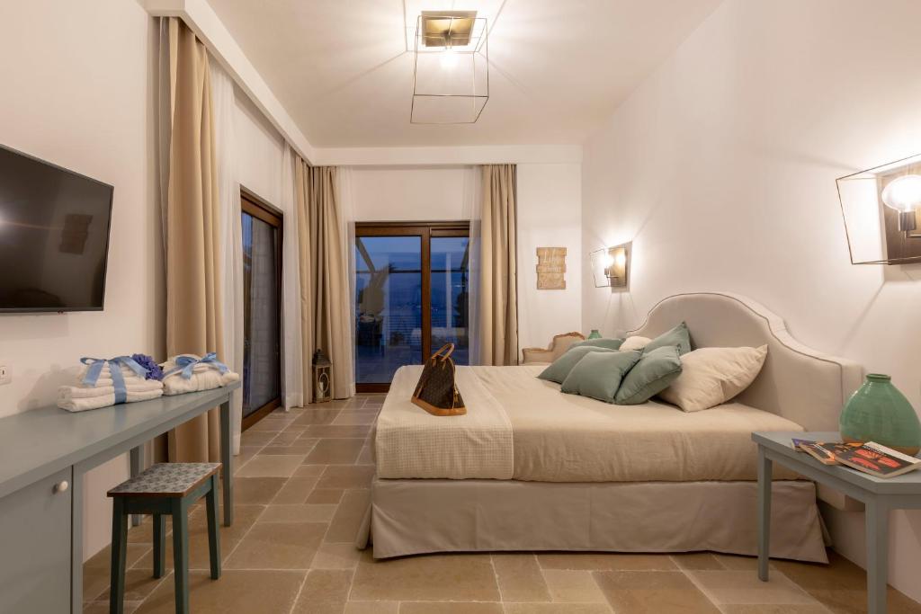 Romantic Relais Sorrento的电视和&#47;或娱乐中心