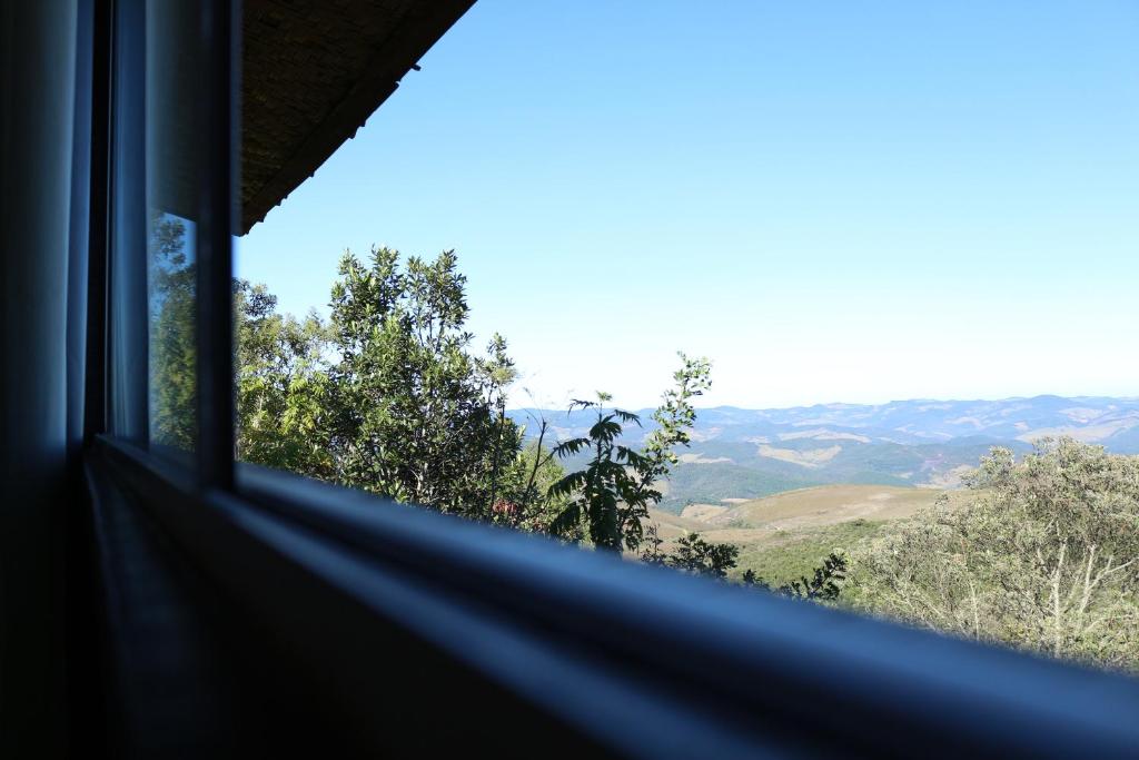 拉夫拉斯诺瓦斯Chale Vista Encantada的窗户享有山景。