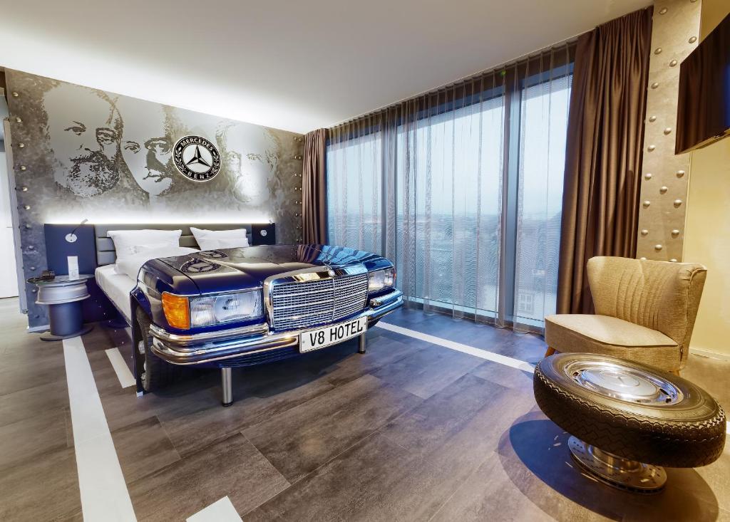 伯布林根斯图加特汽车世界V8酒店的相册照片
