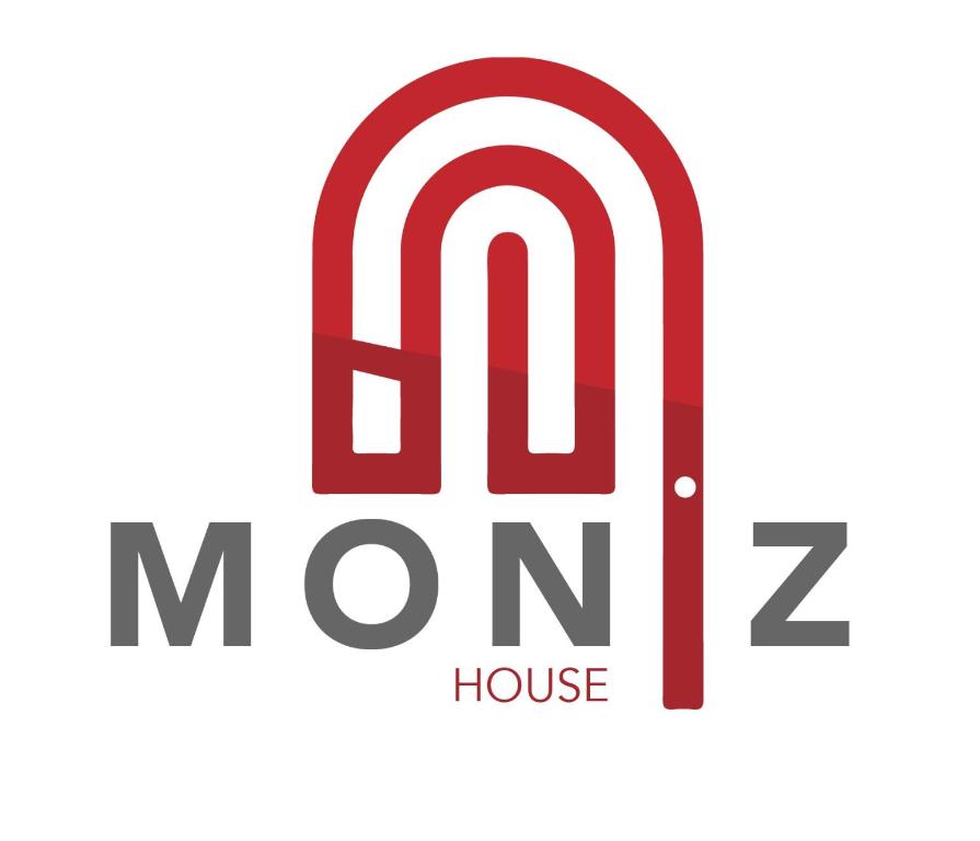 圣克鲁斯达格拉西奥萨Moniz House的cl monz house的标志