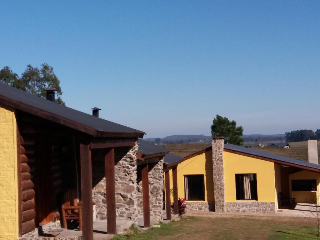 塔夸伦博La Araucana的农舍和旅馆的景色