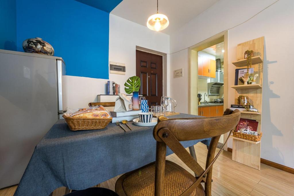 成都市武侯区环球中心·路客精品民宿·00154260