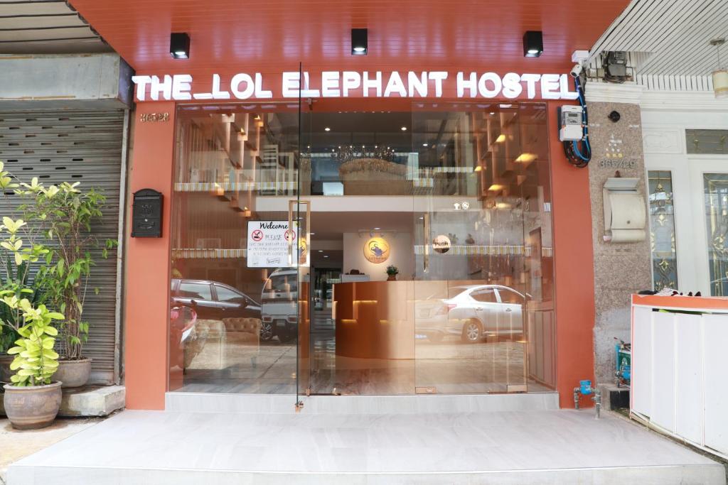 The LOL Elephant Hostel的证书、奖牌、标识或其他文件