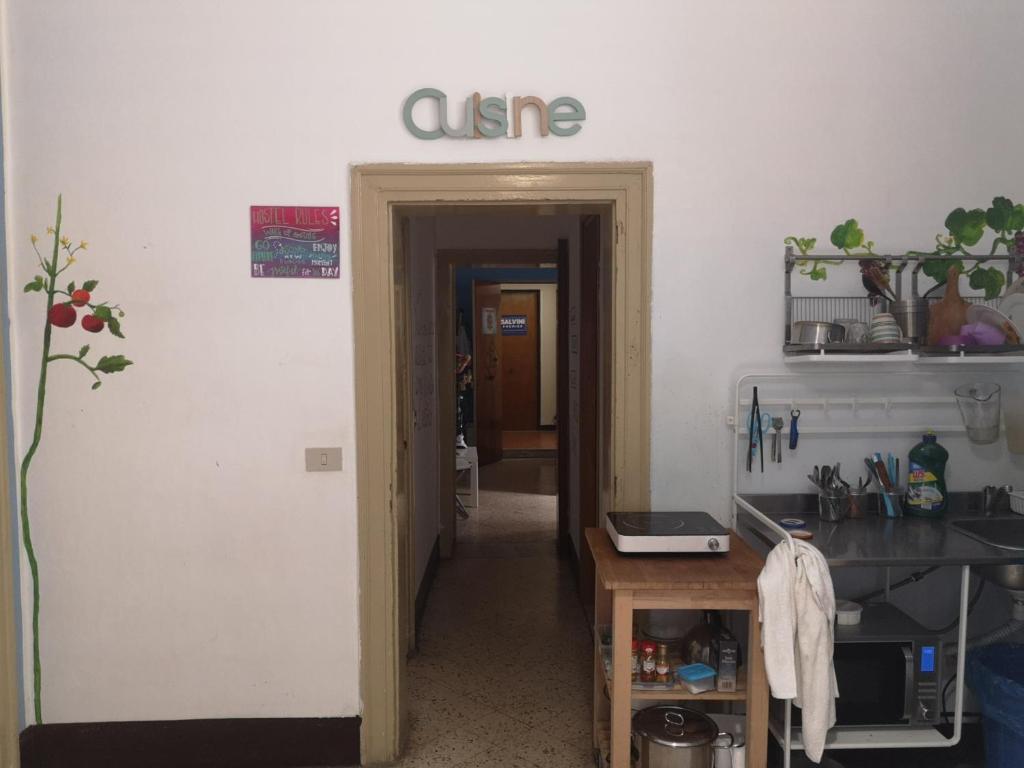 Sunshine Hostel Palermo平面图