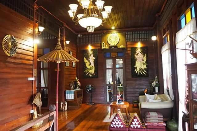 彭世洛Baan Sithepaban Guesthouse的相册照片