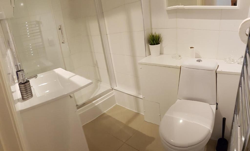 the stables, flat 6