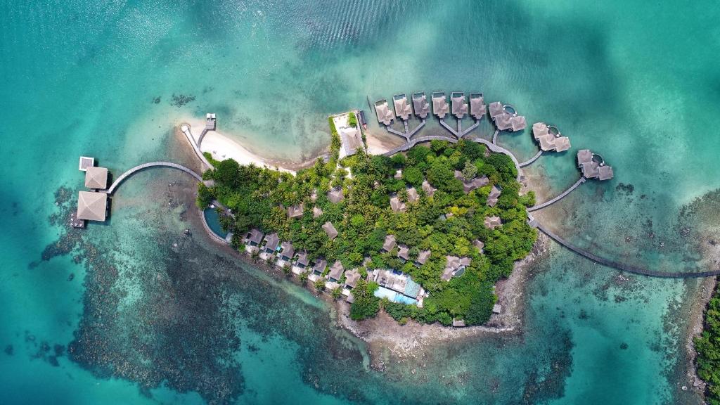 颂萨私人岛颂萨私人岛屿酒店的海洋岛屿的空中景观