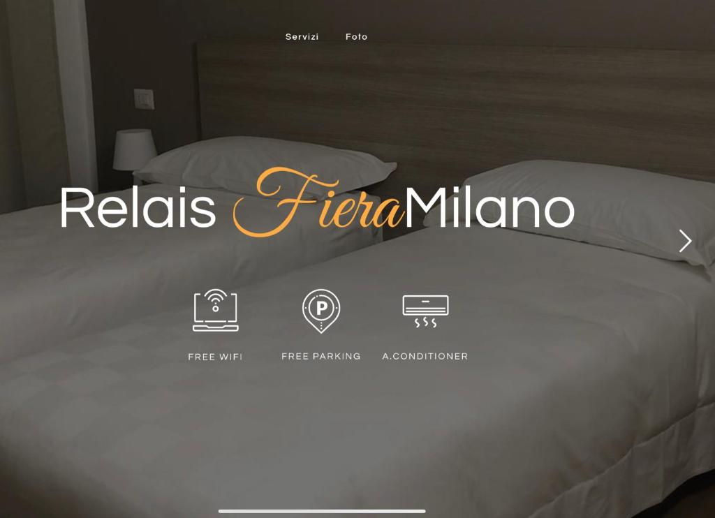 佩罗Relais fiera milano的卧室的床标