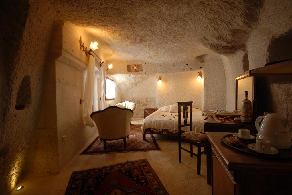 奥利弗洞穴酒店的休息区