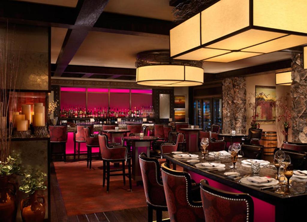 Silverton Casino Lodge餐厅或其他用餐的地方