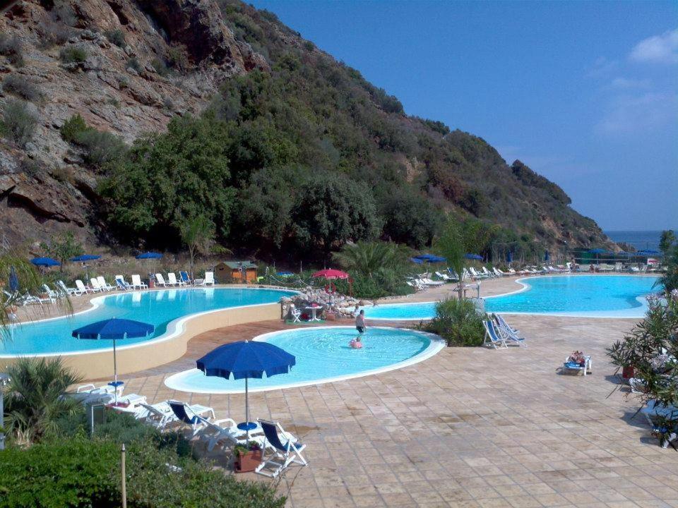 Elba In Relax Ortano内部或周边的泳池
