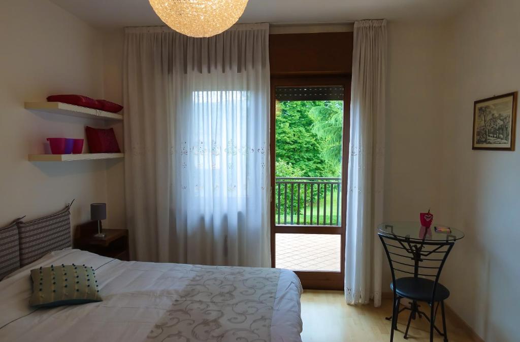 B&B Piccole Dolomiti客房内的一张或多张床位