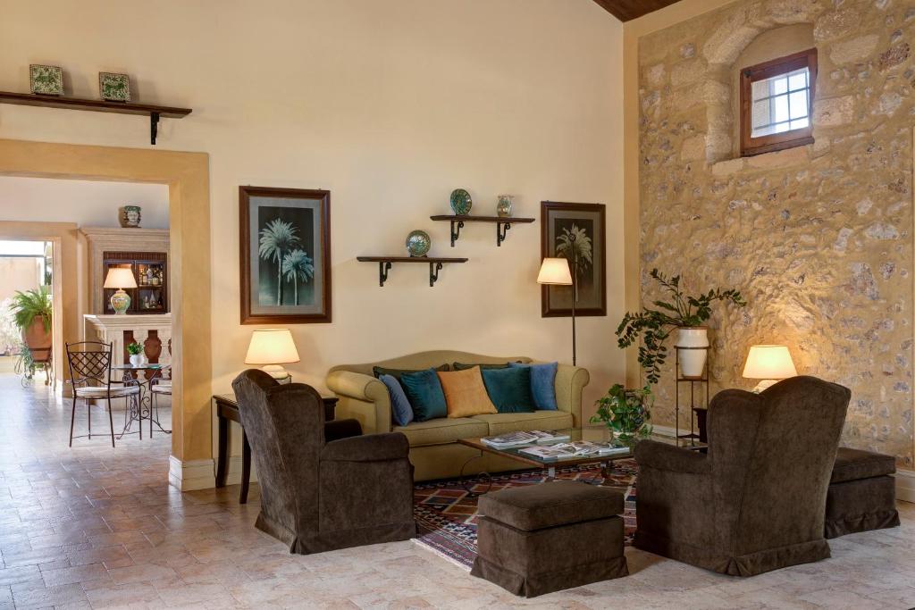 Hotel Baglio Oneto dei Principi di San Lorenzo - Luxury Wine Resort的休息区
