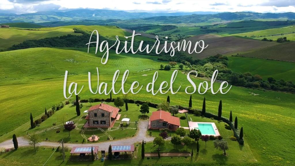 卡斯蒂戈隆·多尔希亚Agriturismo La Valle del Sole的字体上一个房子的图像,有autoimmune la tableldote