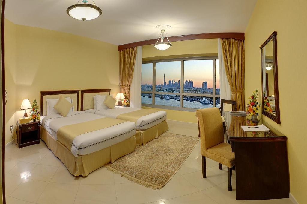 迪拜德尔拉套房豪华酒店的相册照片