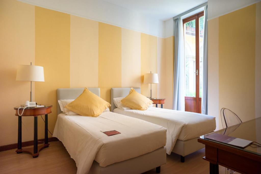 纽约杜查迪大酒店客房内的一张或多张床位
