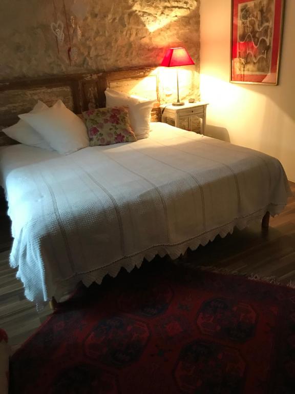 La maison d' Elizabeth客房内的一张或多张床位