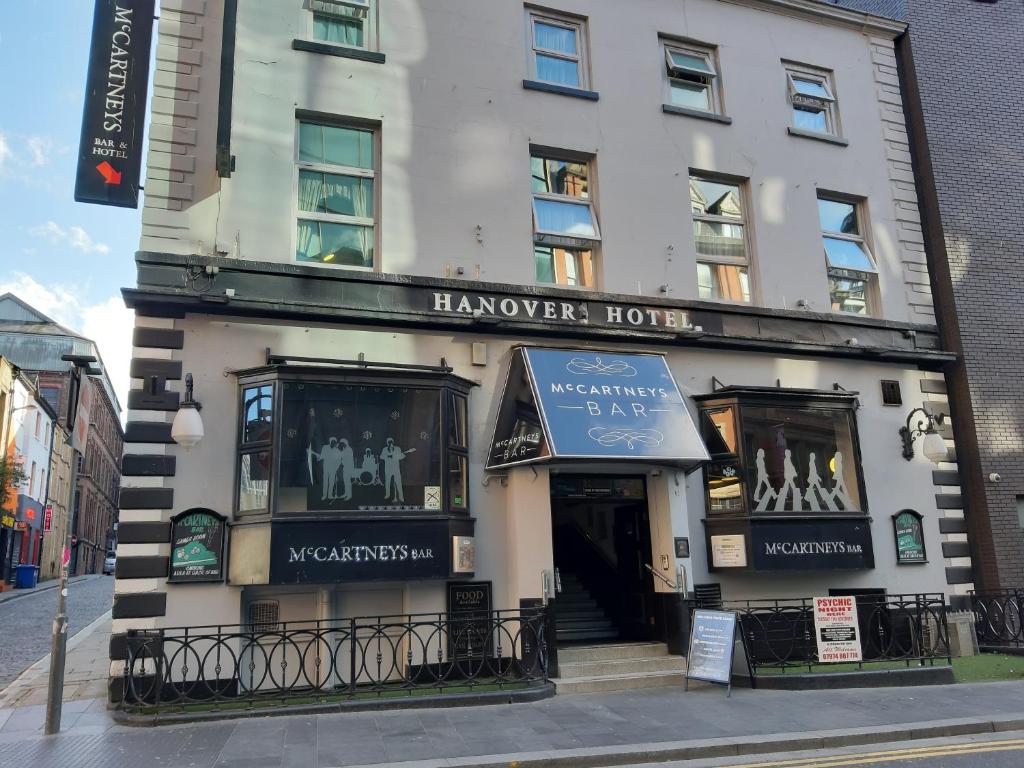 利物浦汉诺威酒店&麦卡特尼酒吧的街角的哈蒙德酒店