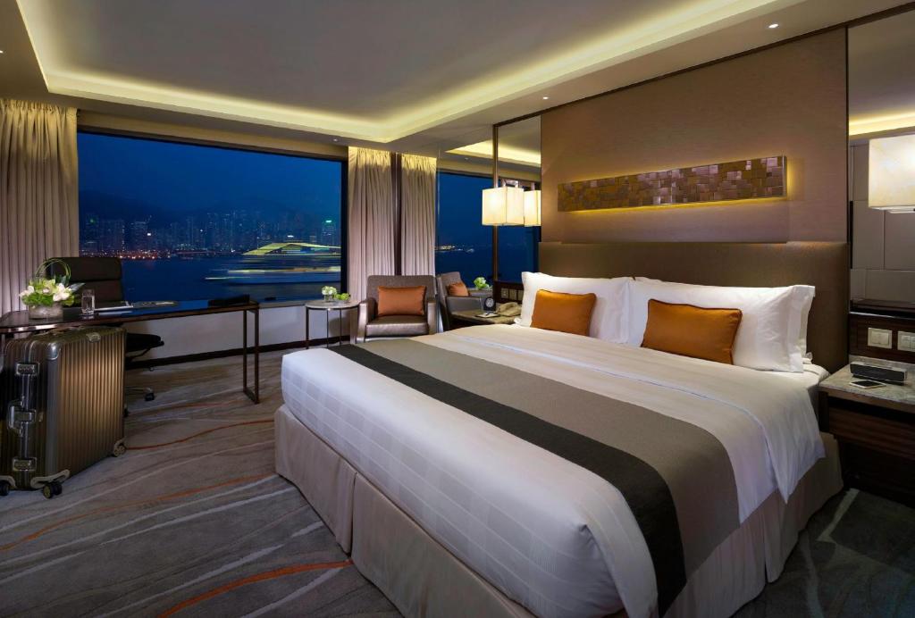 海景嘉福洲際酒店客房内的一张或多张床位