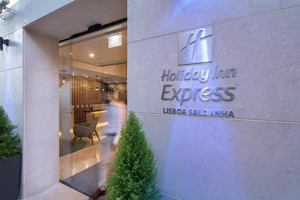 里斯本Holiday Inn Express - Lisbon - Plaza Saldanha, an IHG Hotel的相册照片