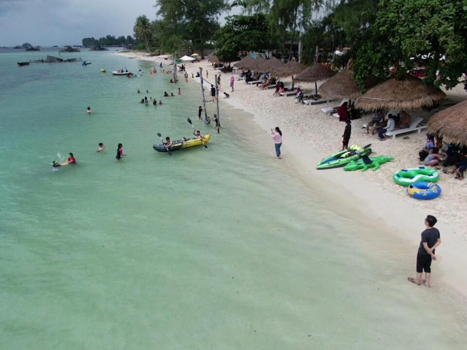 丹戎槟榔Madu Tiga Beach and Resort的相册照片