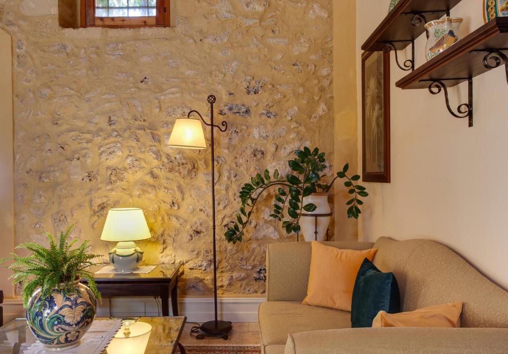 Hotel Baglio Oneto dei Principi di San Lorenzo - Luxury Wine Resort的休息区