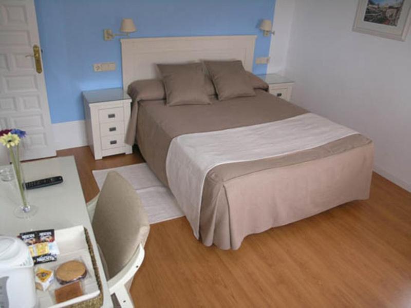Hostal Tabanqueta客房内的一张或多张床位
