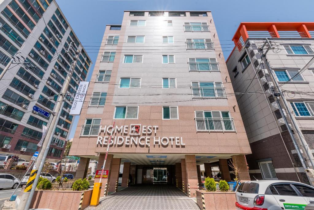 巨济Home Fourest Residence Hotel Okpo的相册照片