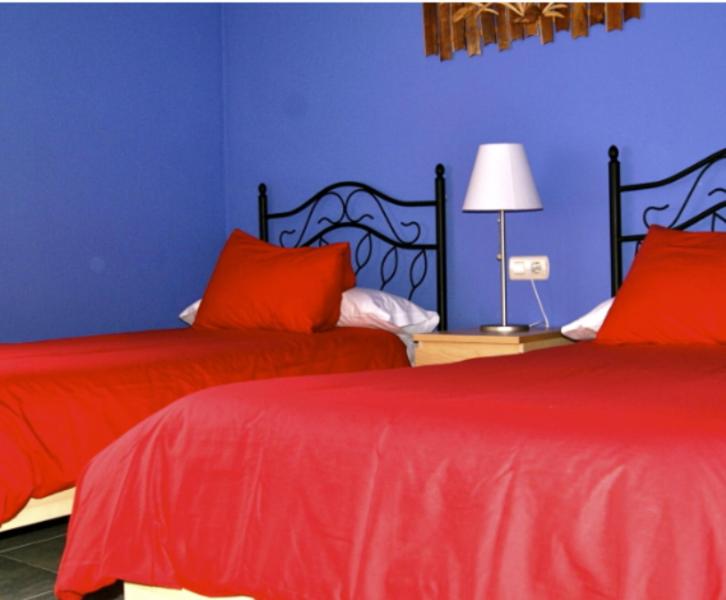 埃尔卡斯塔纳公寓客房内的一张或多张床位