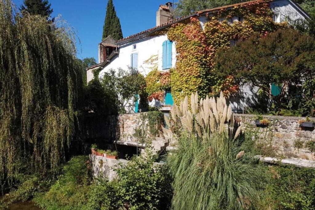 富瓦Foix的一座带花园的古老房子