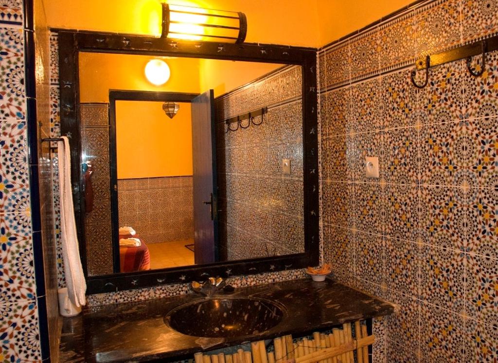 梅尔祖卡阿里摩洛哥传统庭院住宅酒店 的相册照片