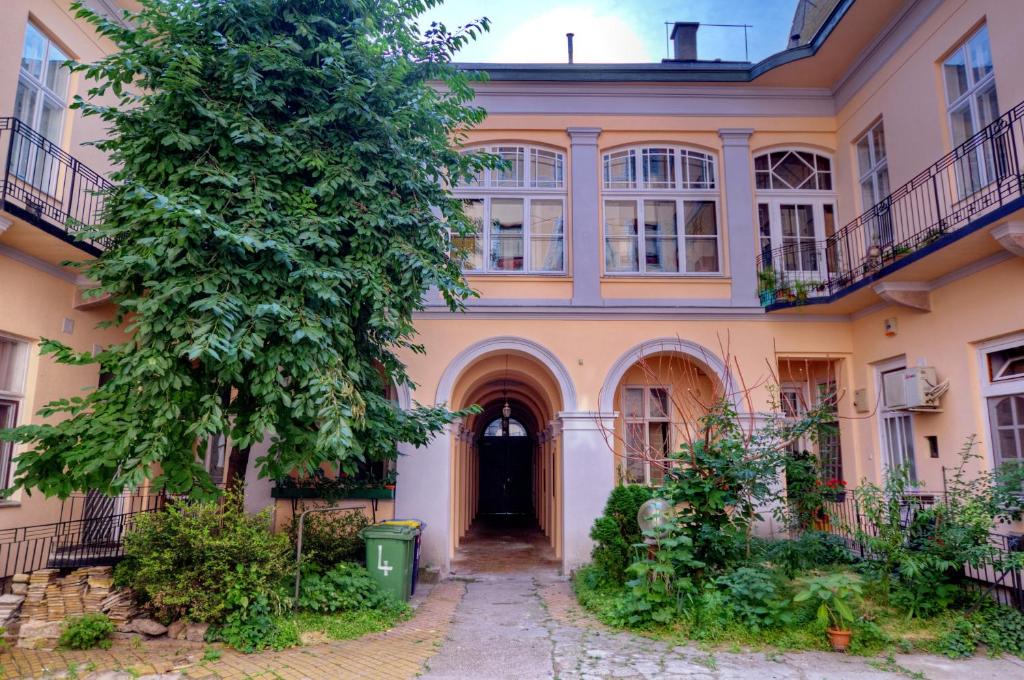 布达佩斯Gellerico Rooms at Horánszky Street的相册照片