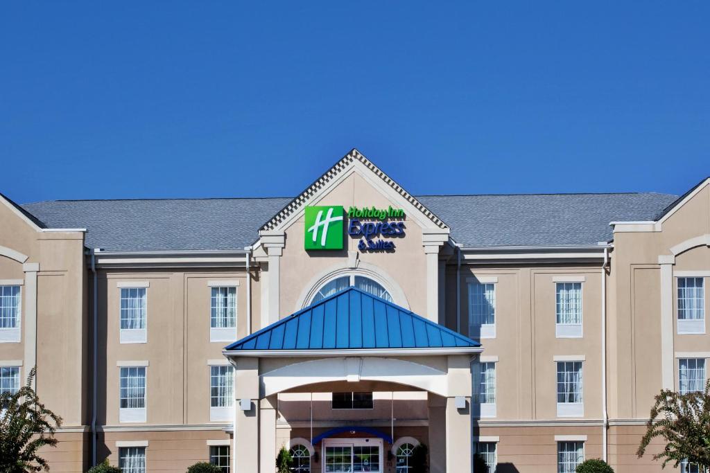 奥兰治堡Holiday Inn Express & Suites Orangeburg, an IHG Hotel的图象与希尔顿花园旅馆