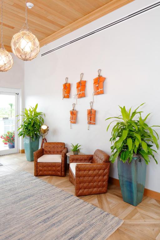 Hotel Indigo Orange Beach - Gulf Shores by IHG的休息区