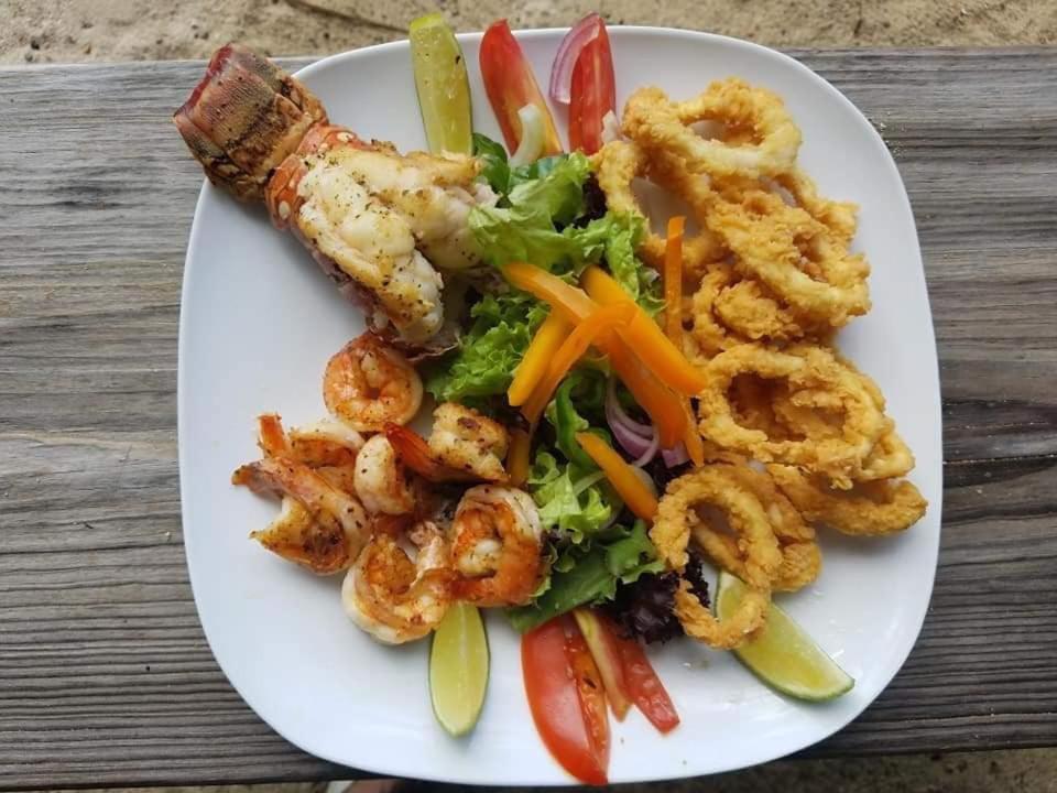 酒店内部或周边提供的食物